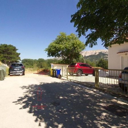 Rose 3 Apartment Baška Екстериор снимка