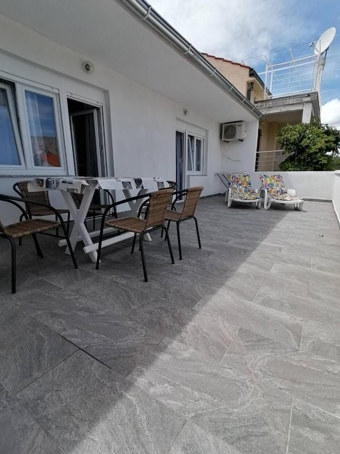 Rose 3 Apartment Baška Екстериор снимка
